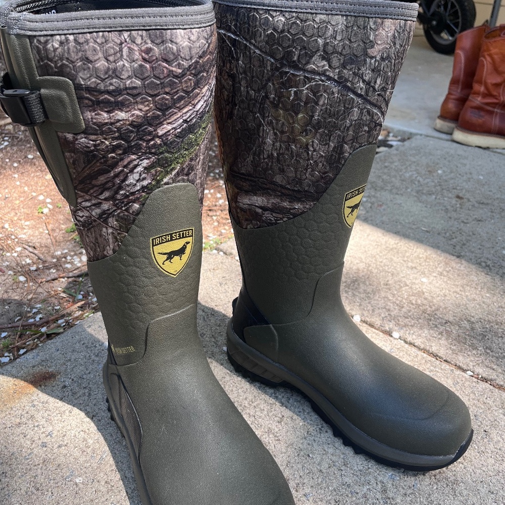 Hunting boots